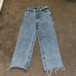 Baggy jeans